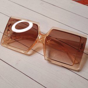 Ombre Lens Square Frame Fashion Glasses (NEW)